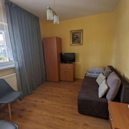 Dom Wczasowy Przy Skalkach Sklářská Poruba Exteriér fotografie