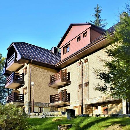 Dom Wczasowy Przy Skalkach Sklářská Poruba Exteriér fotografie