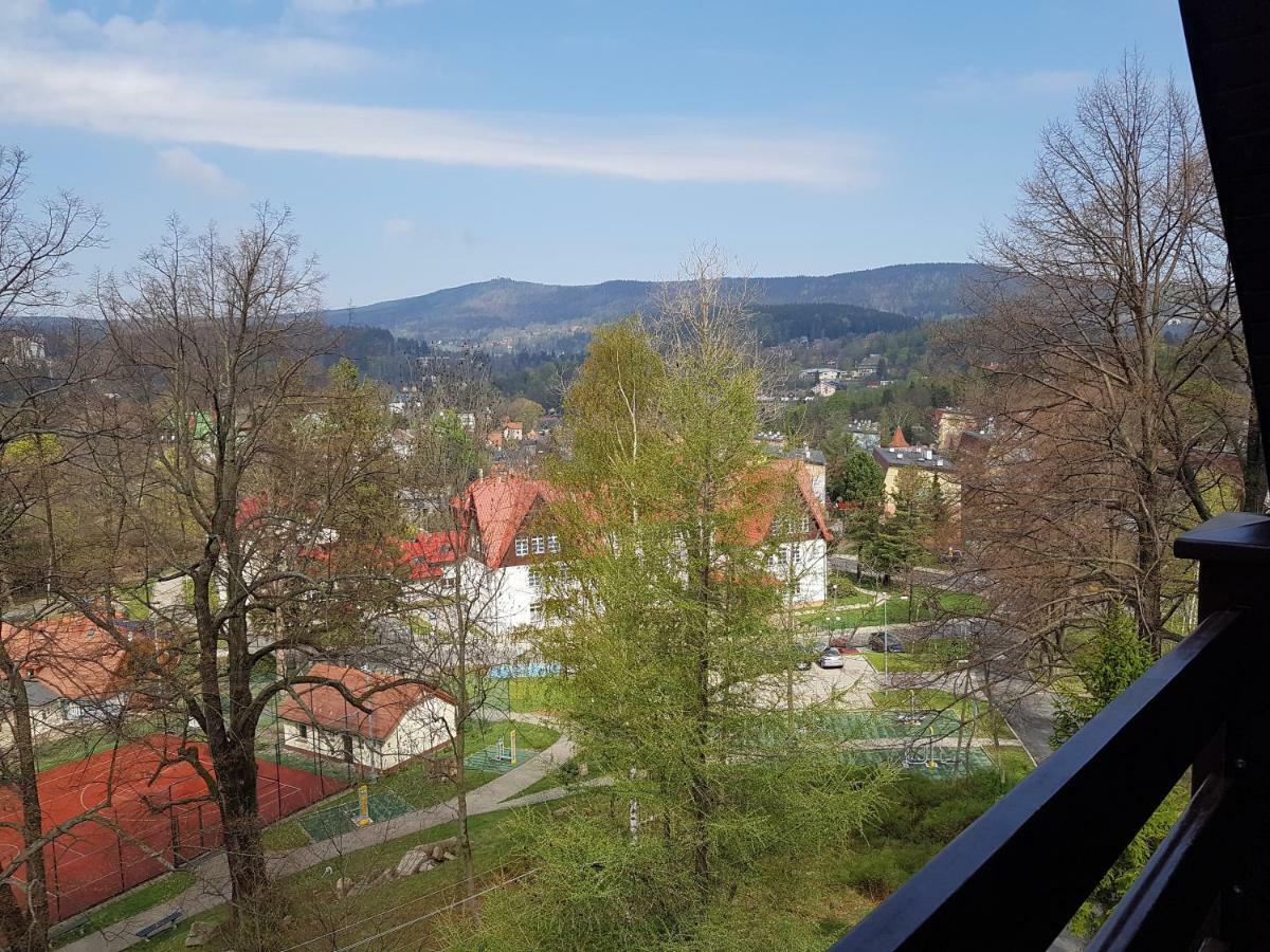 Dom Wczasowy Przy Skalkach Sklářská Poruba Exteriér fotografie